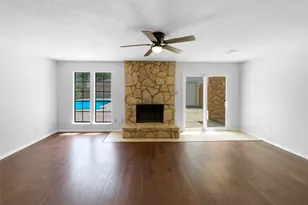 2626 Silver Falls Dr, Houston, TX 77339 - Photo 3