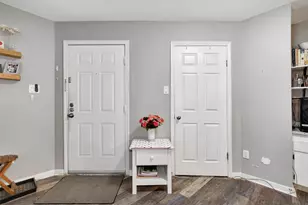 2401 Sycamore Ave, Huntsville, TX 77340 - Photo 3