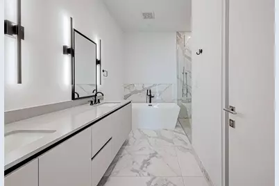 1711 Allen Parkway #1703, Houston, TX 77019 - Photo 13