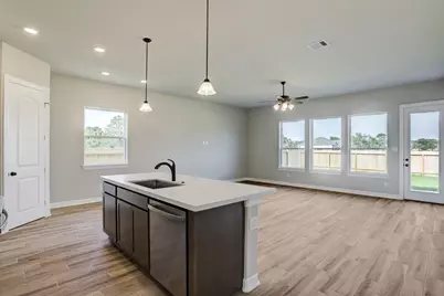 1221 Friendship Trail, Seabrook, TX 77586 - Photo 3