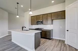 1221 Friendship Trl, Seabrook, TX 77586 - Photo 5