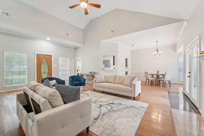 2926 Lakefield Way, Sugar Land, TX 77479 - Photo 5