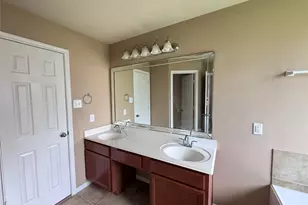 25210 Ginger Ranch Dr, Katy, TX 77494 - Photo 11