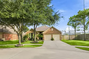 3101 Rock Brook Falls Ln, League City, TX 77573 - Photo 5