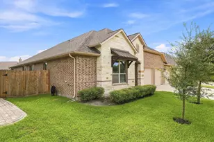 22906 June Point Ct, Tomball, TX 77375 - Photo 3