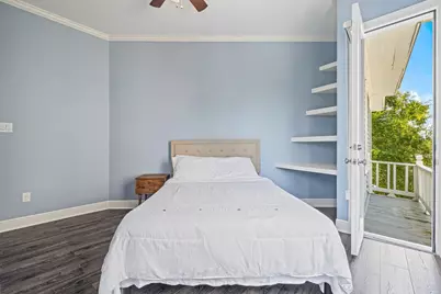 2415 Avenue O 1/2, Galveston, TX 77550 - Photo 35