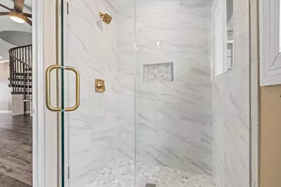 2415 Avenue O 1/2, Galveston, TX 77550 - Photo 33