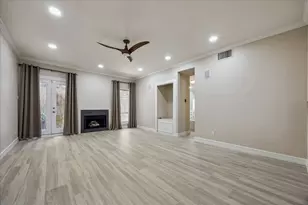 5606 San Felipe St, Houston, TX 77056 - Photo 9