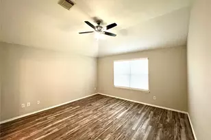 4414 Kulkarni St, Houston, TX 77045 - Photo 13