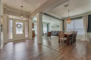 82 E Coldbrook Cir, The Woodlands, TX 77381 - Photo 7