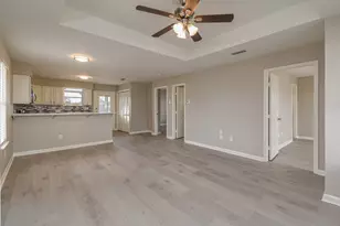 623 32nd St, Galveston, TX 77550 - Photo 13