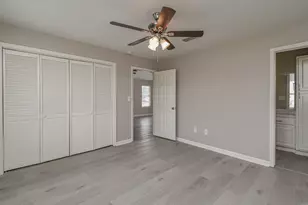 623 32nd St, Galveston, TX 77550 - Photo 17