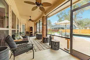 2280 River Oaks Dr, West Columbia, TX 77486 - Photo 7