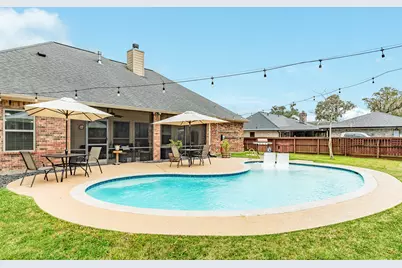 2280 Riveroaks Drive, West Columbia, TX 77486 - Photo 3