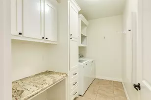 2280 River Oaks Dr, West Columbia, TX 77486 - Photo 17