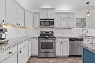 214 Sampan Dr, Tiki Island, TX 77554 - Photo 21