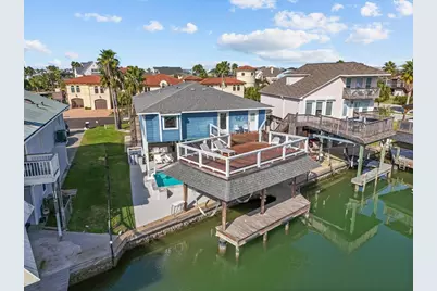 214 Sampan Drive, Tiki Island, TX 77554 - Photo 1