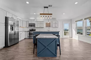 214 Sampan Dr, Tiki Island, TX 77554 - Photo 25