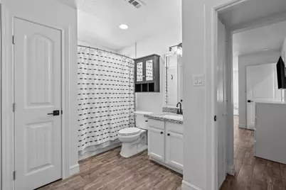 214 Sampan Drive, Tiki Island, TX 77554 - Photo 31