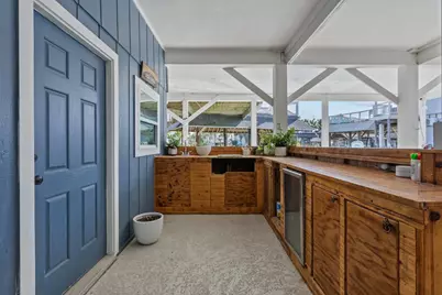 214 Sampan Drive, Tiki Island, TX 77554 - Photo 45