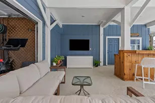 214 Sampan Dr, Tiki Island, TX 77554 - Photo 47