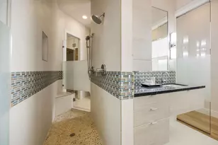 1942 W Clay St, Houston, TX 77019 - Photo 27