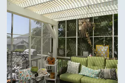 2504 Avenue P 1/2, Galveston, TX 77550 - Photo 3