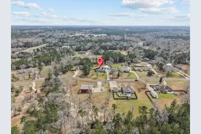 305 Northwood Park, Livingston, TX 77351 - Photo 9