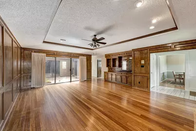 9943 Kemp Forest Drive, Houston, TX 77080 - Photo 5