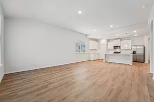 16217 Parish Pointe Ct, Conroe, TX 77302 - Photo 5