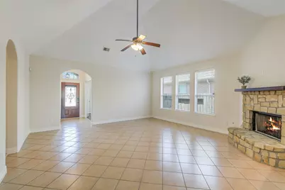 28622 Lockeridge Springs Drive, Spring, TX 77386 - Photo 7