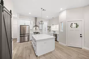 317 Sikes St, Houston, TX 77018 - Photo 7