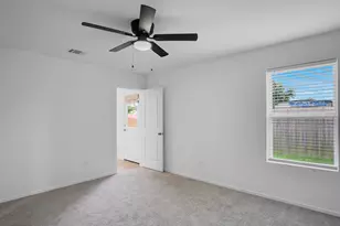 220 Laura Leigh Ln, Angleton, TX 77515 - Photo 13