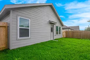 220 Laura Leigh Ln, Angleton, TX 77515 - Photo 25