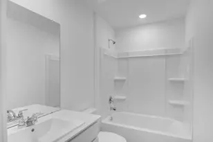 220 Laura Leigh Ln, Angleton, TX 77515 - Photo 21