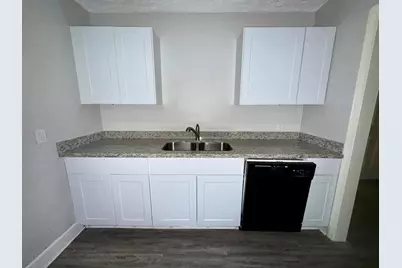 5835 Southseas Street, Houston, TX 77033 - Photo 13