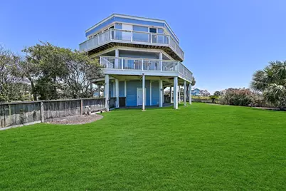 14450 Spyglass Circle, Galveston, TX 77554 - Photo 39