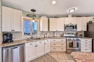 14450 Spyglass Cir, Galveston, TX 77554 - Photo 15