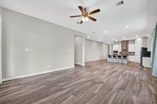 2507 Hatton Terrace Ln, Pearland, TX 77089 - Photo 15