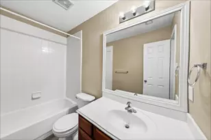 1711 Mickle Creek Dr, Houston, TX 77049 - Photo 13