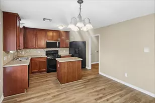 1711 Mickle Creek Dr, Houston, TX 77049 - Photo 3