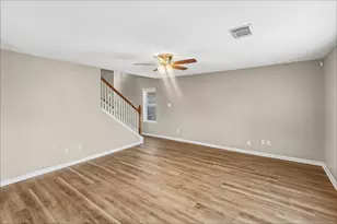 1711 Mickle Creek Dr, Houston, TX 77049 - Photo 5