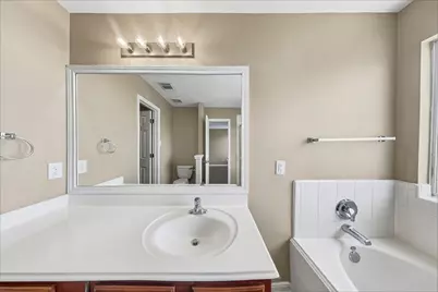 1711 Mickle Creek Drive, Houston, TX 77049 - Photo 11