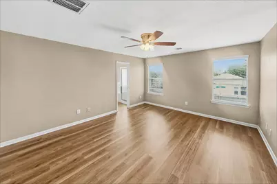 1711 Mickle Creek Drive, Houston, TX 77049 - Photo 9