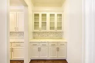 5341 Hidalgo St, Houston, TX 77056 - Photo 9