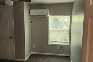 1811 39th St, Galveston, TX 77550 - Photo 23