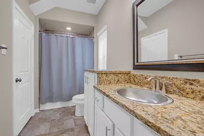 8905 Wind Springs Drive, Houston, TX 77080 - Photo 23