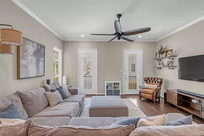 8905 Wind Springs Drive, Houston, TX 77080 - Photo 5
