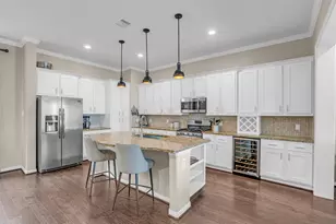 8905 Wind Springs Dr, Houston, TX 77080 - Photo 11