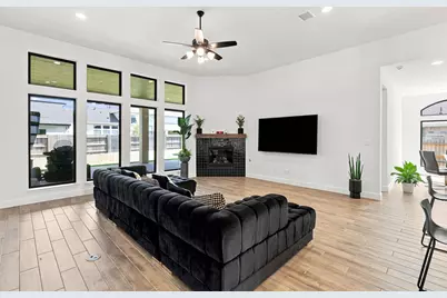 19003 Mandarin St, Manvel, TX 77578 - Photo 5